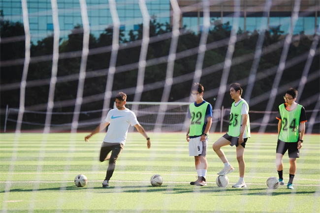 0b87b36c-2368-42ac-8c46-3c76f0293d6d 0b87b36c-2368-42ac-8c46-3c76f0293d6d