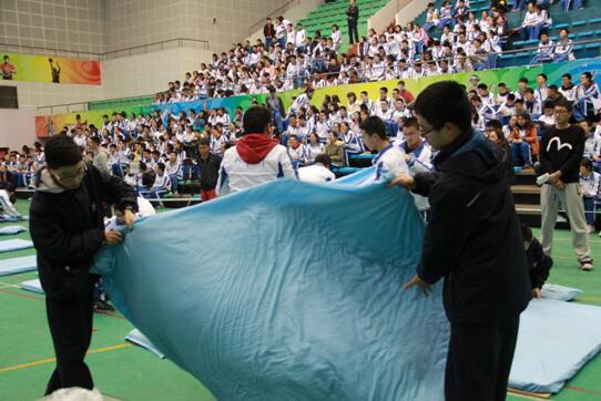 做学习的主人，做生活的能手 ——小记住校生第六届生活技能大赛
