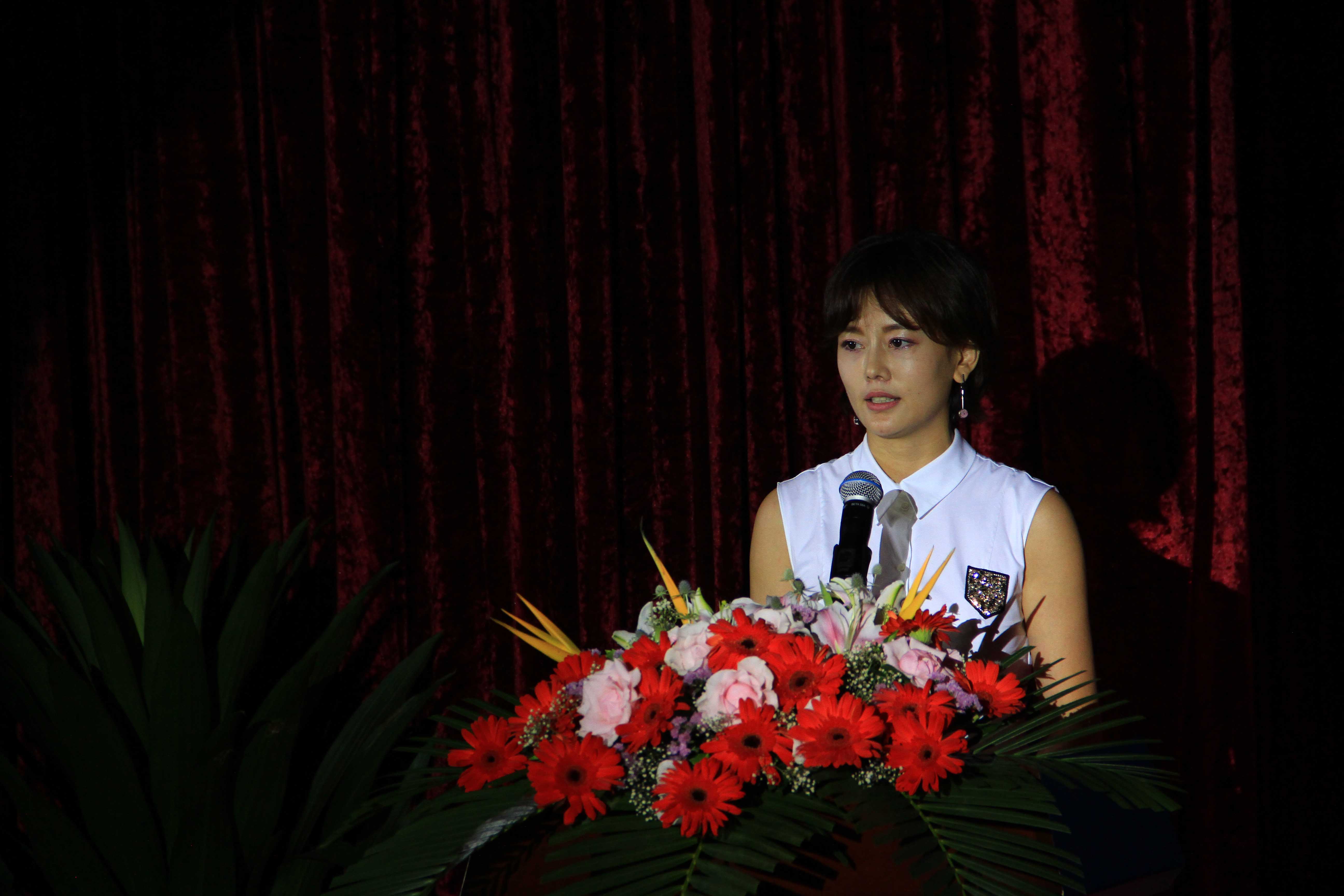 青春绽放，筑梦起航——成都七中国际部2018届毕业典礼圆满落幕！