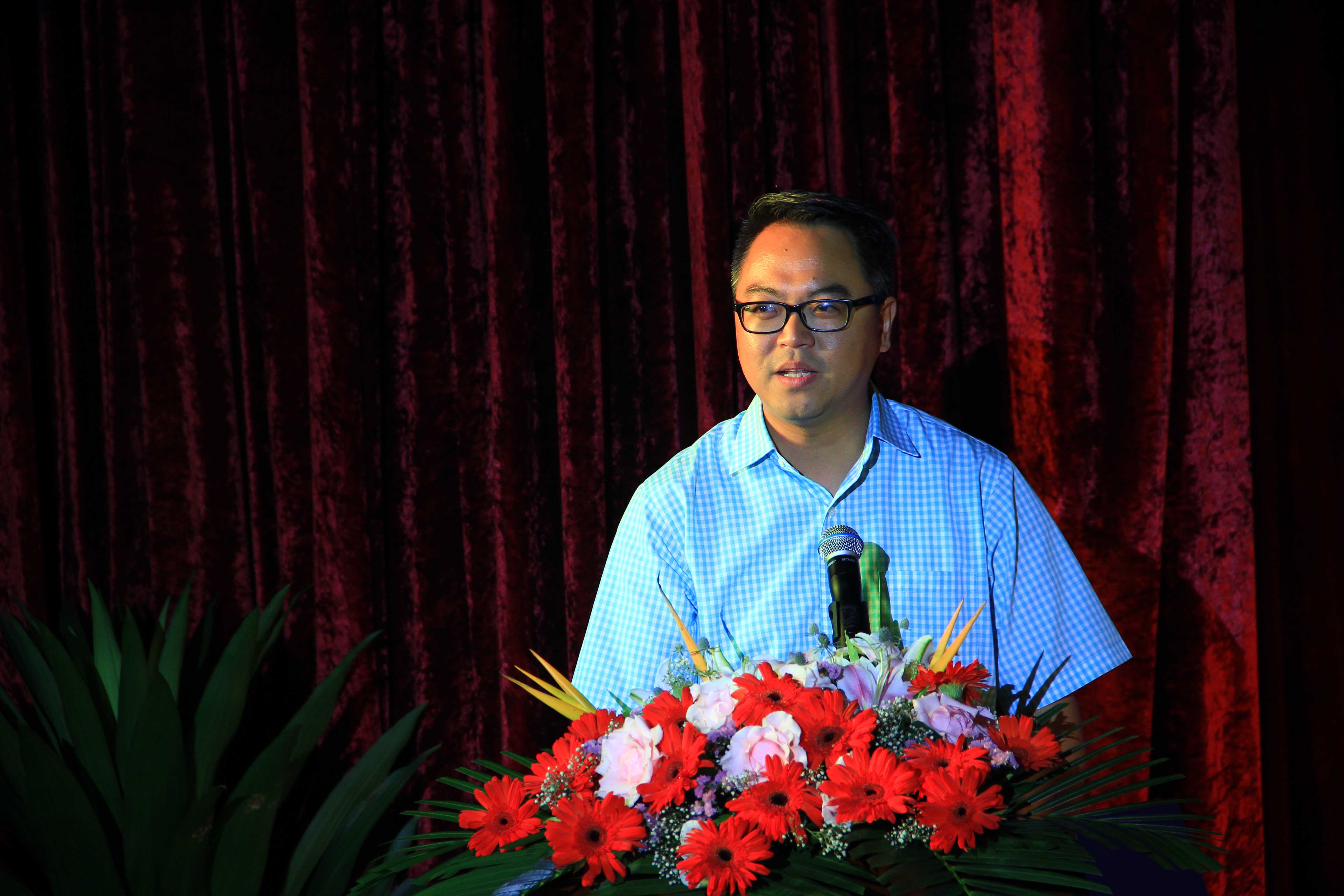 青春绽放，筑梦起航——成都七中国际部2018届毕业典礼圆满落幕！